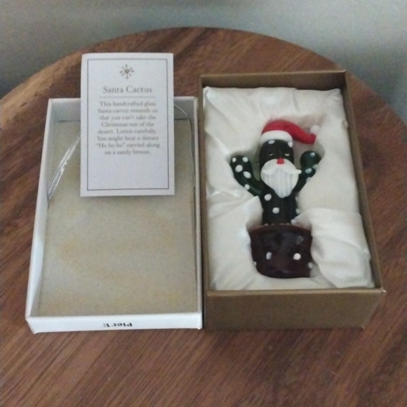Pier 1 Glass Cactus Santa Free-standing Ornament New In Box - Picture 3 of 8
